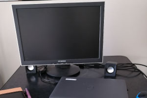 在宅スタッフのPC