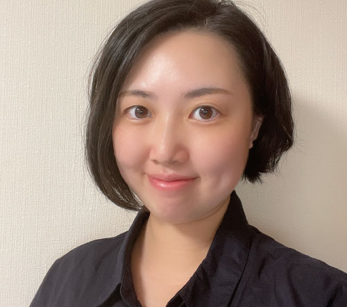 在宅スタッフ30代女性